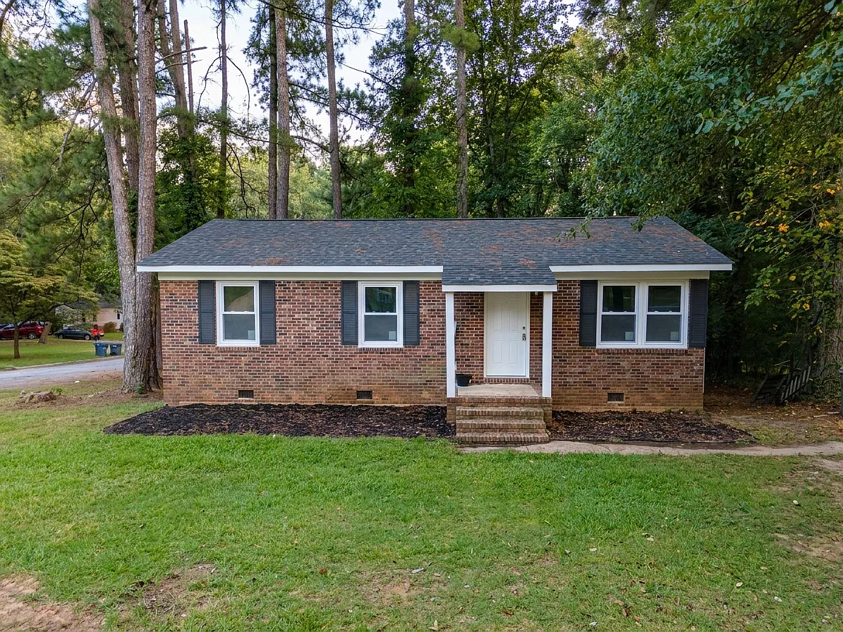3 bed, 1.5 bath, 1000 sqft, $1,600 — Photo 4