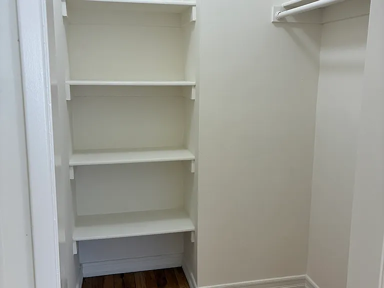 800 Las palmas LLC — Photo 10