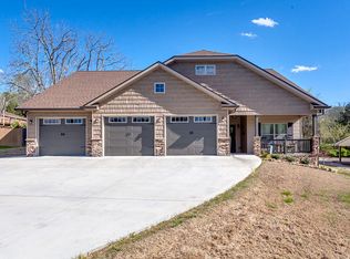 508 Little Brook Ln, Powell, TN 37849