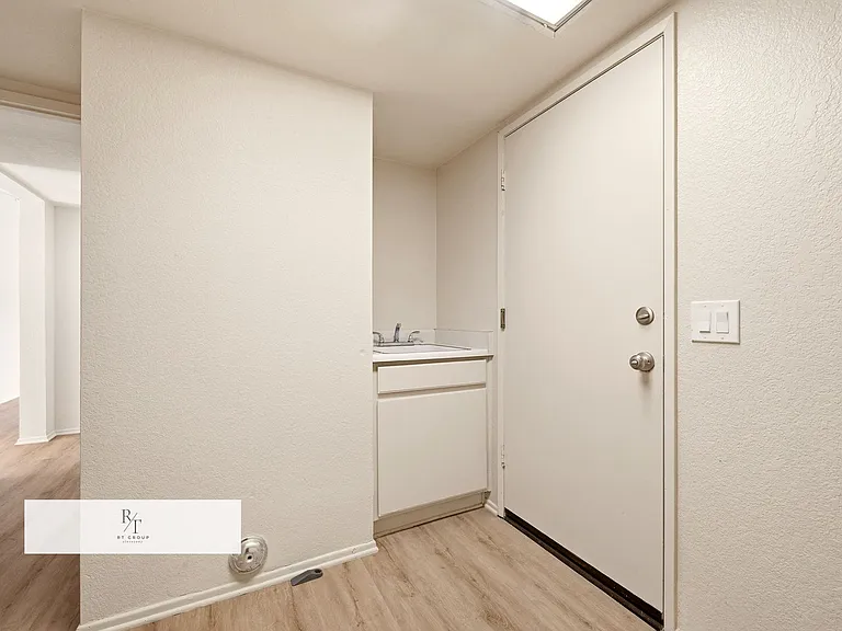 20926 Brookline Dr — Photo 12