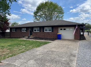 179 Cambridge Cir, Rockfield, KY 42274