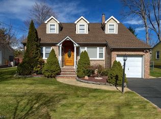 86 Adams Ter, Springfield, NJ 07081