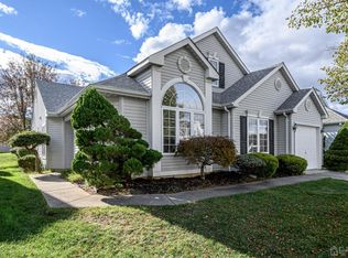4 Dexter Ln, Jackson, NJ 08527