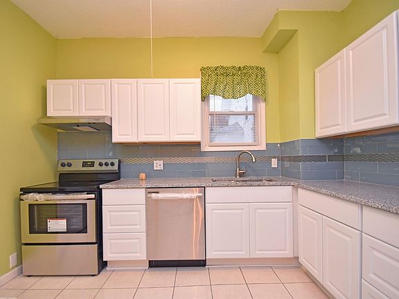 4th image of 3633 Zinsle Ave
