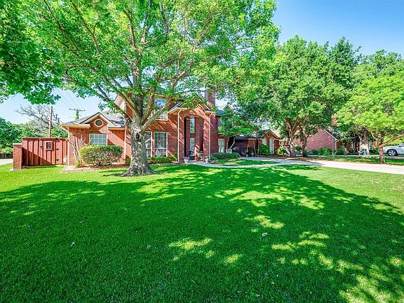 2nd image of 101 Sunday Haus Ln