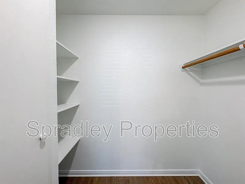 1 bed, 1.0 bath, 675 sqft, $995 — Photo 4