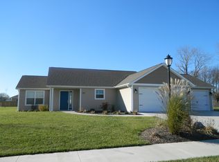 180 Chickadee Ln, Warsaw, IN 46580