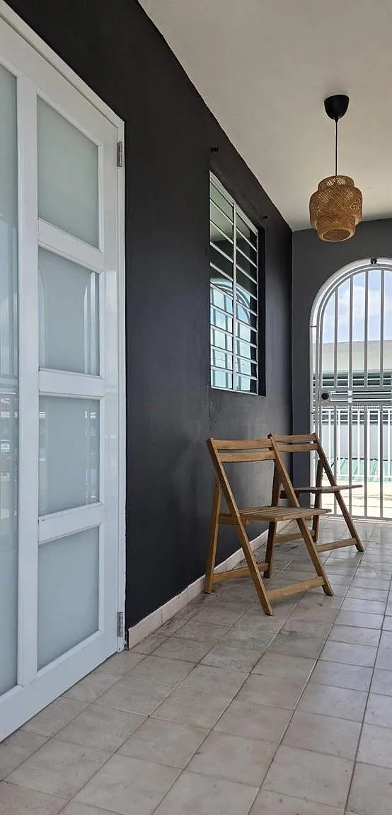 1 bed, 1.0 bath, $1,000 — Photo 1