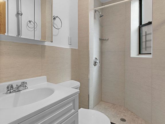 5th image of 570 W 172nd St APT 1D