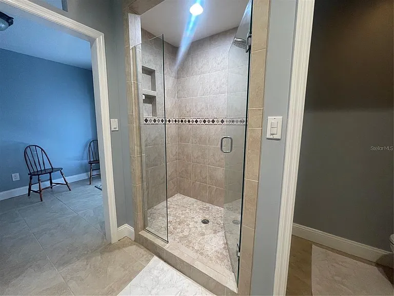 3030 W Helen Ave — Photo 29