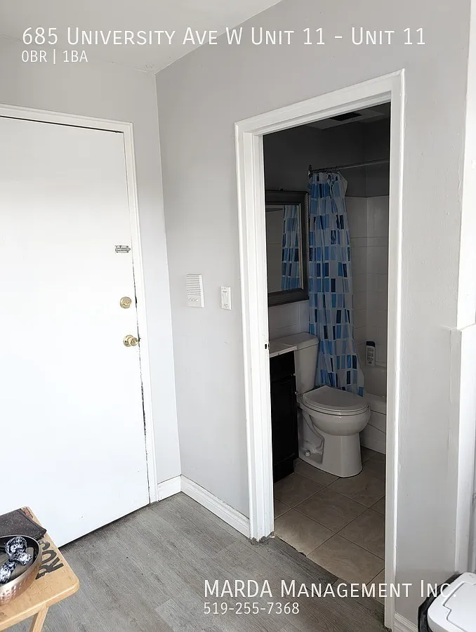 Cozy Bachelor Unit Close To U Of W + Hydro — Photo 4