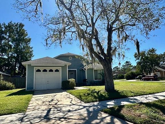 2nd image of 3153 Ginger Cir