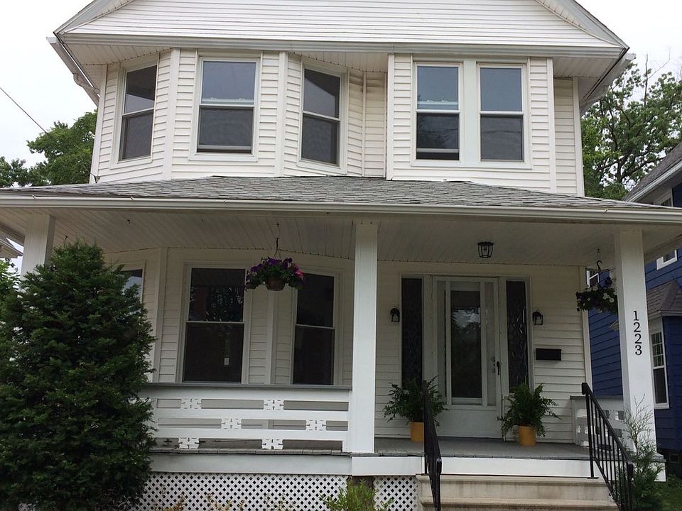 1st image of 1223 Westlake Ave