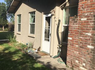884 E Robinhood Dr, Stockton, CA 95207