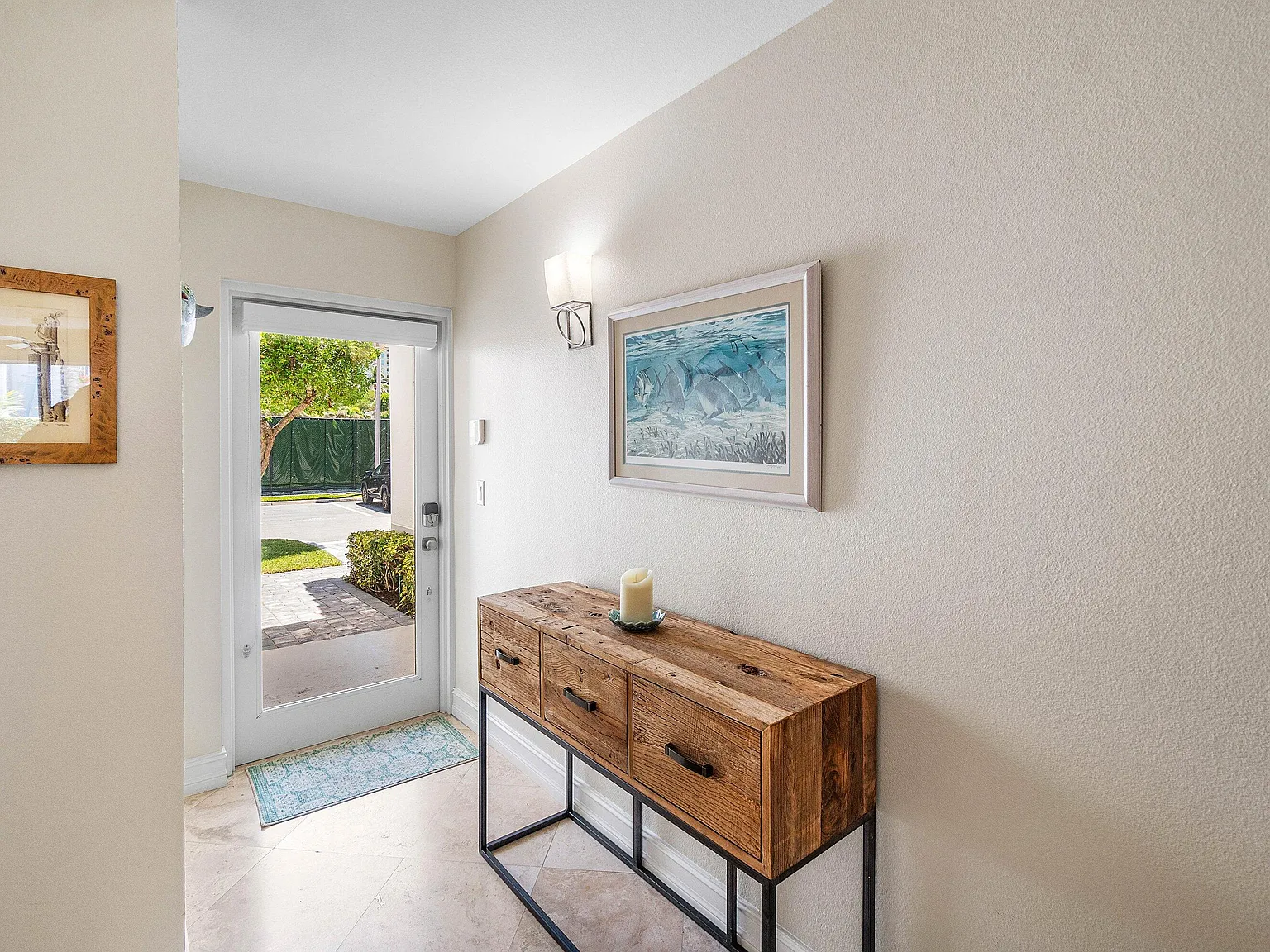 2 bed, 2.5 bath, 1275 sqft, $9,000 — Photo 4