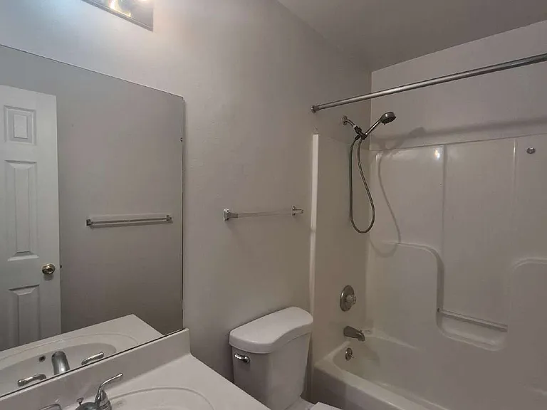 825 Decoy Ct — Photo 14