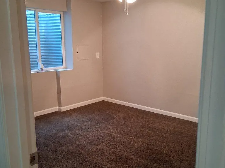 1331 Merl Pl #5 — Photo 8