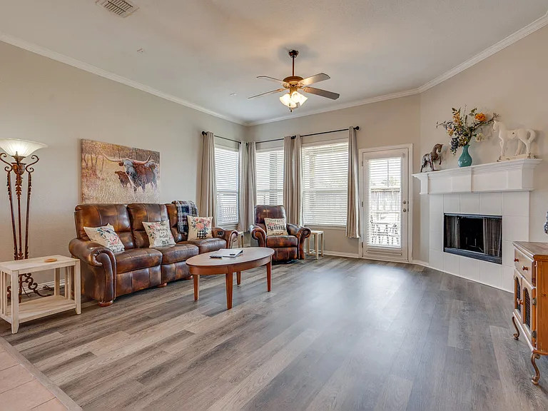 1105 Lone Pine Dr — Photo 21
