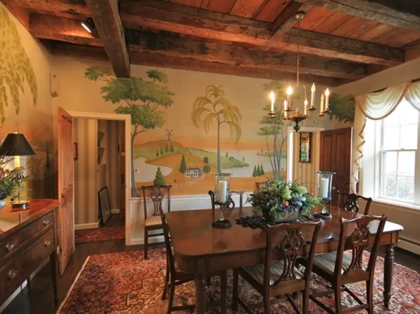 486 Benedict Rd, South Woodstock, VT 05071