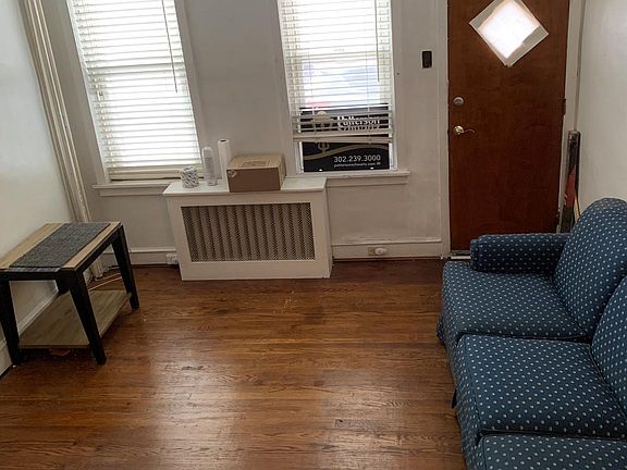 5th image of 1140 Beech St