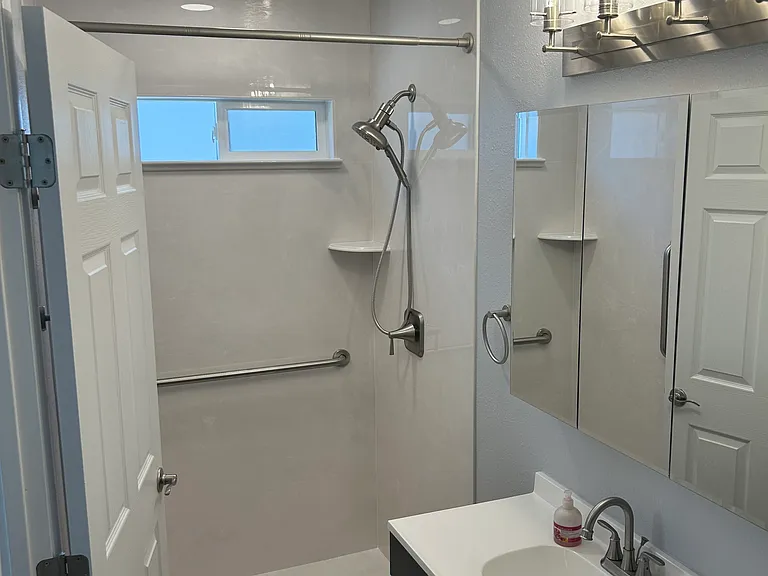 929 Georgia St SE — Photo 6
