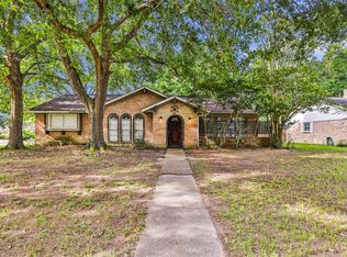 1770 Woodway Dr, New Caney, TX 77357