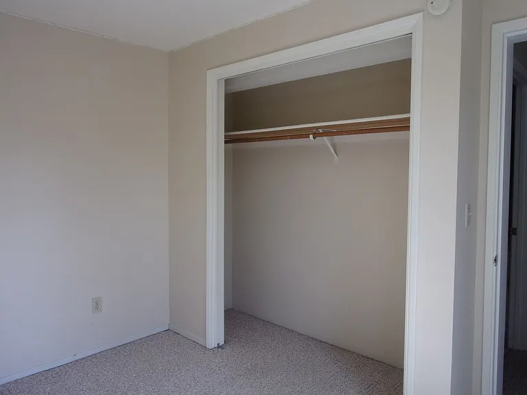 096 - Old Pi Phi House - 3002 NW Harrison Blvd. Corvallis, OR 97330 — Photo 11