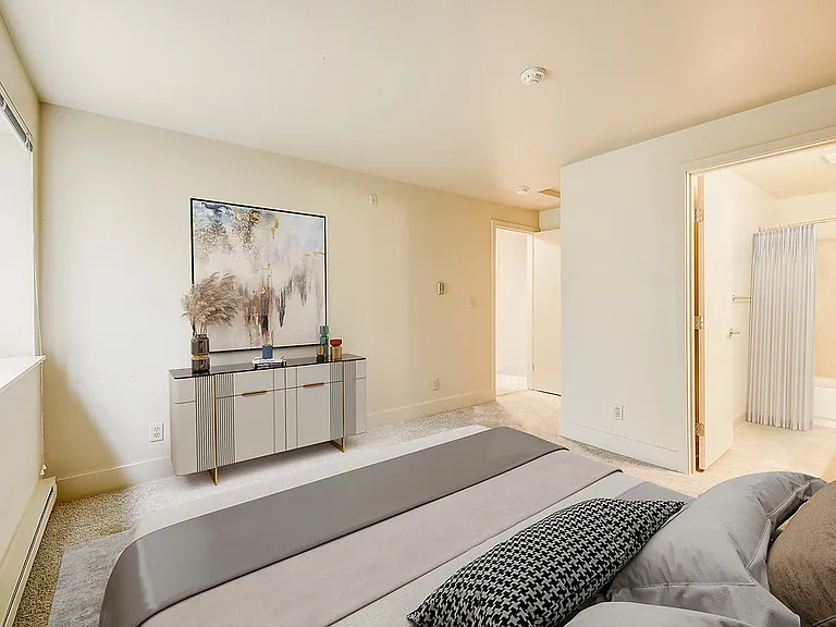Elevation — Photo 10