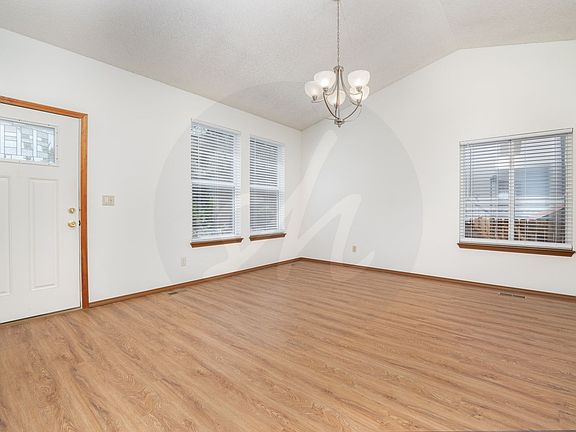 3rd image of 4620 Bohart Pl
