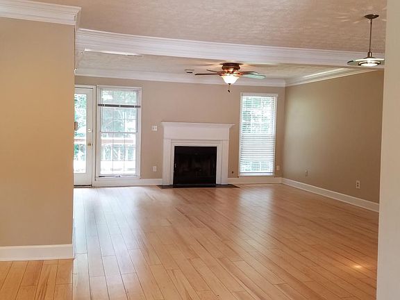 4th image of 2639 Arbor Glen Pl