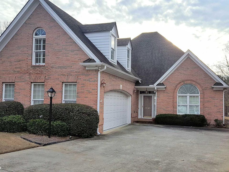 1st image of 1545 Woodberry Run Dr