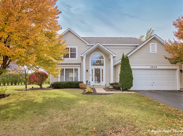 36152 N Bridlewood Ave, Gurnee, IL 60031