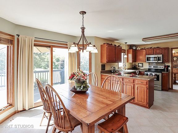 5th image of 378 Sequoia Ct