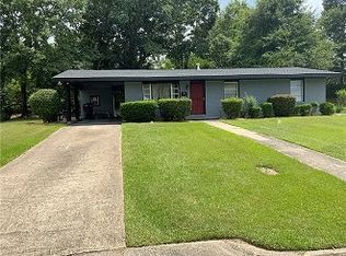 2805 Camellia St, Tuskegee Institute, AL 36088