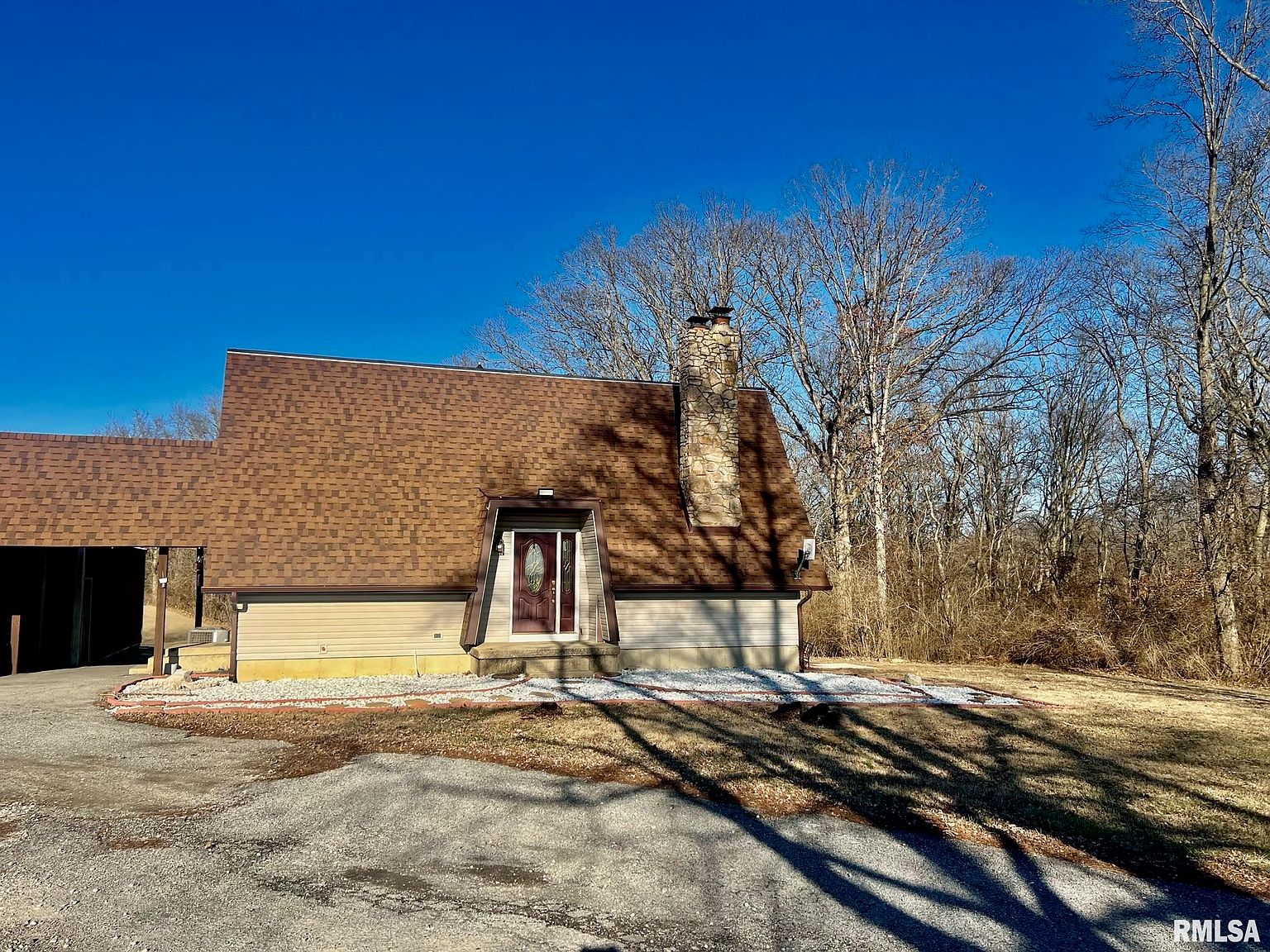 700 Moonglow Rd, Walnut Hill, IL 62893 MLS EB447694 Zillow