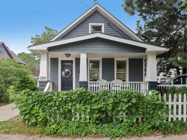 2103 W 11th St, Cleveland, OH 44113