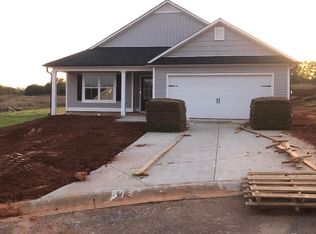 6 Crest View Dr, Carnesville, GA 30521