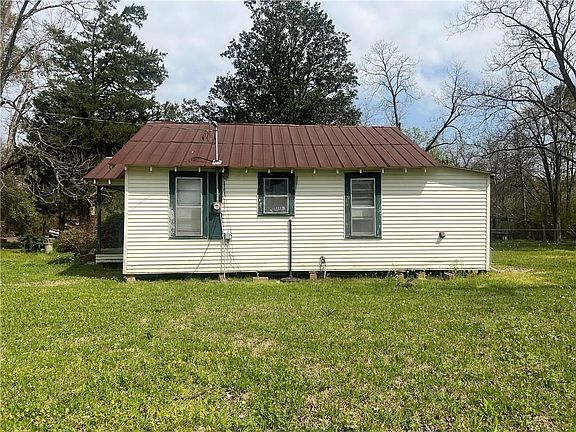 5th image of 7104 Zelynne St