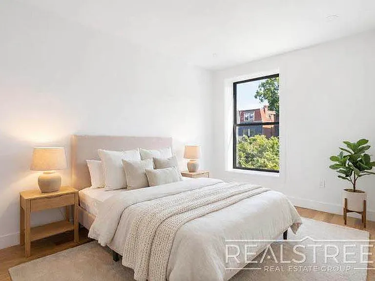 259 N 7th St #3F — Photo 5