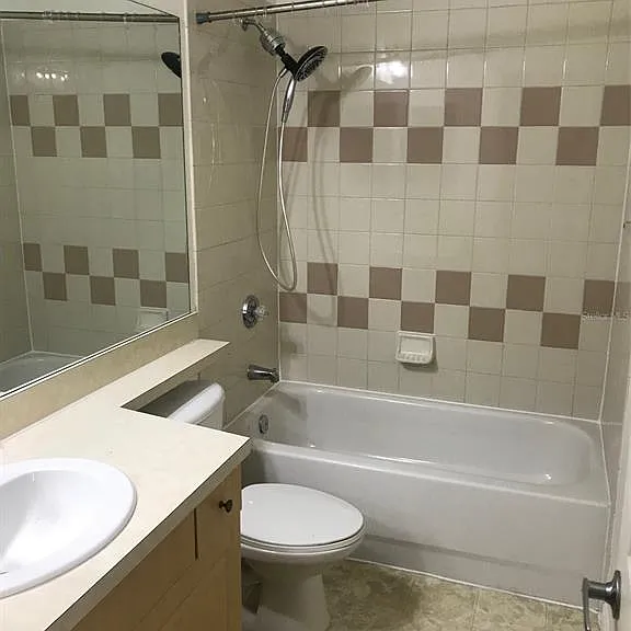 7635 Plantation Cir #7635 — Photo 9