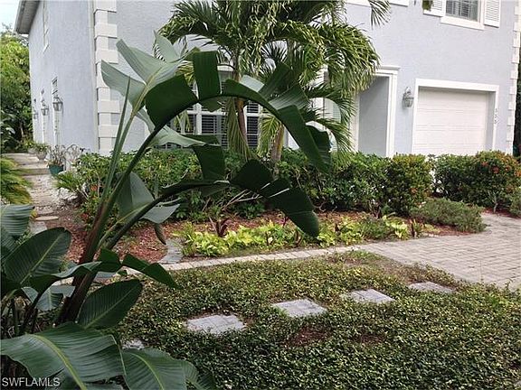 4th image of 555 91st Ave N
