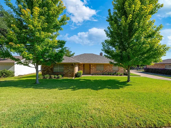 4458 Fiesta St, Fort Worth, TX 76133