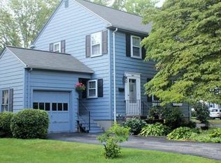 8 Hampton Rd, Stoneham, MA 02180