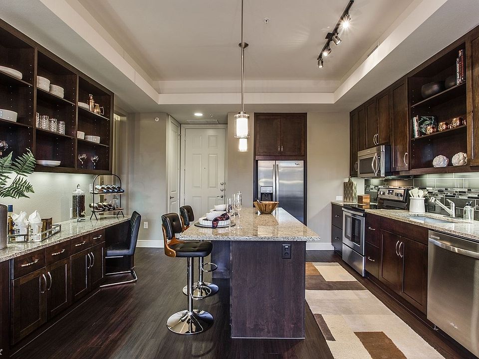 8_65_13535-lyndhurst-st-austin-tx-High-Res-5