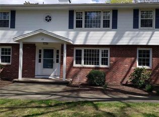 22 College St APT 5, Clinton, CT 06413