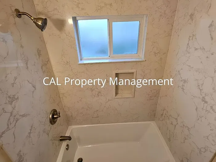 918 Illinois Ave #8 — Photo 6
