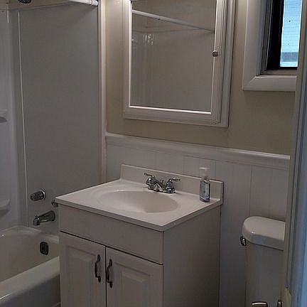 4th image of 10559 Woodland Ave