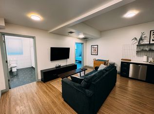 205 7th St NW #107, Albuquerque, NM 87102