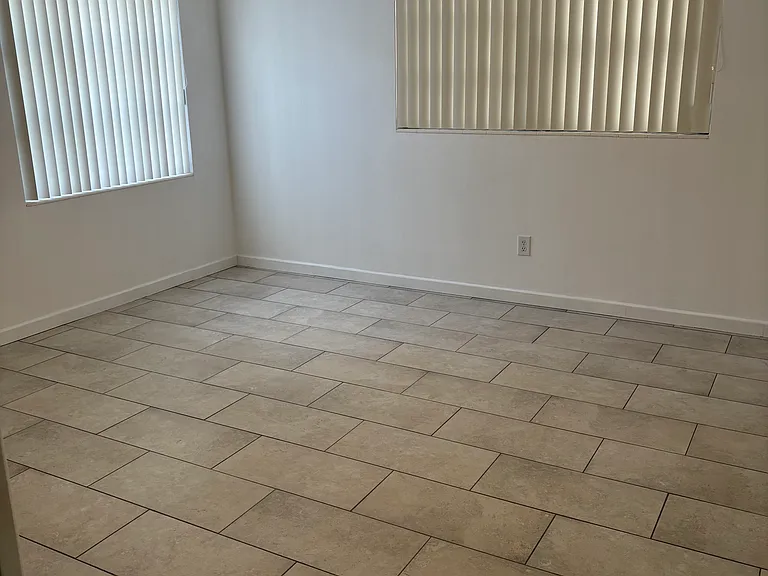 690 Avenue C SE #690 — Photo 21