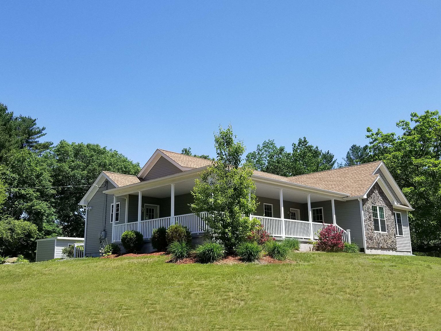 131 Pond House Rd, North Smithfield, RI 02896 Zillow